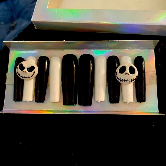 Nightmare before Christmas press on nails - Picture 1 of 2
